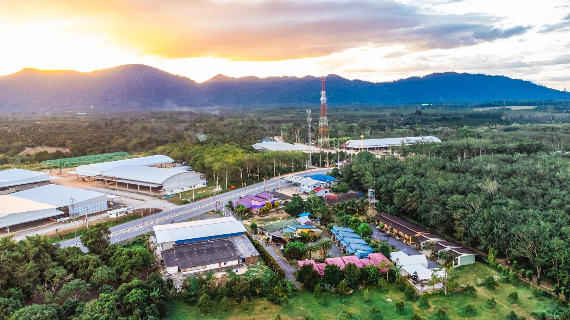 Baan Suan Mee Tang Chanthaburi Exterior foto