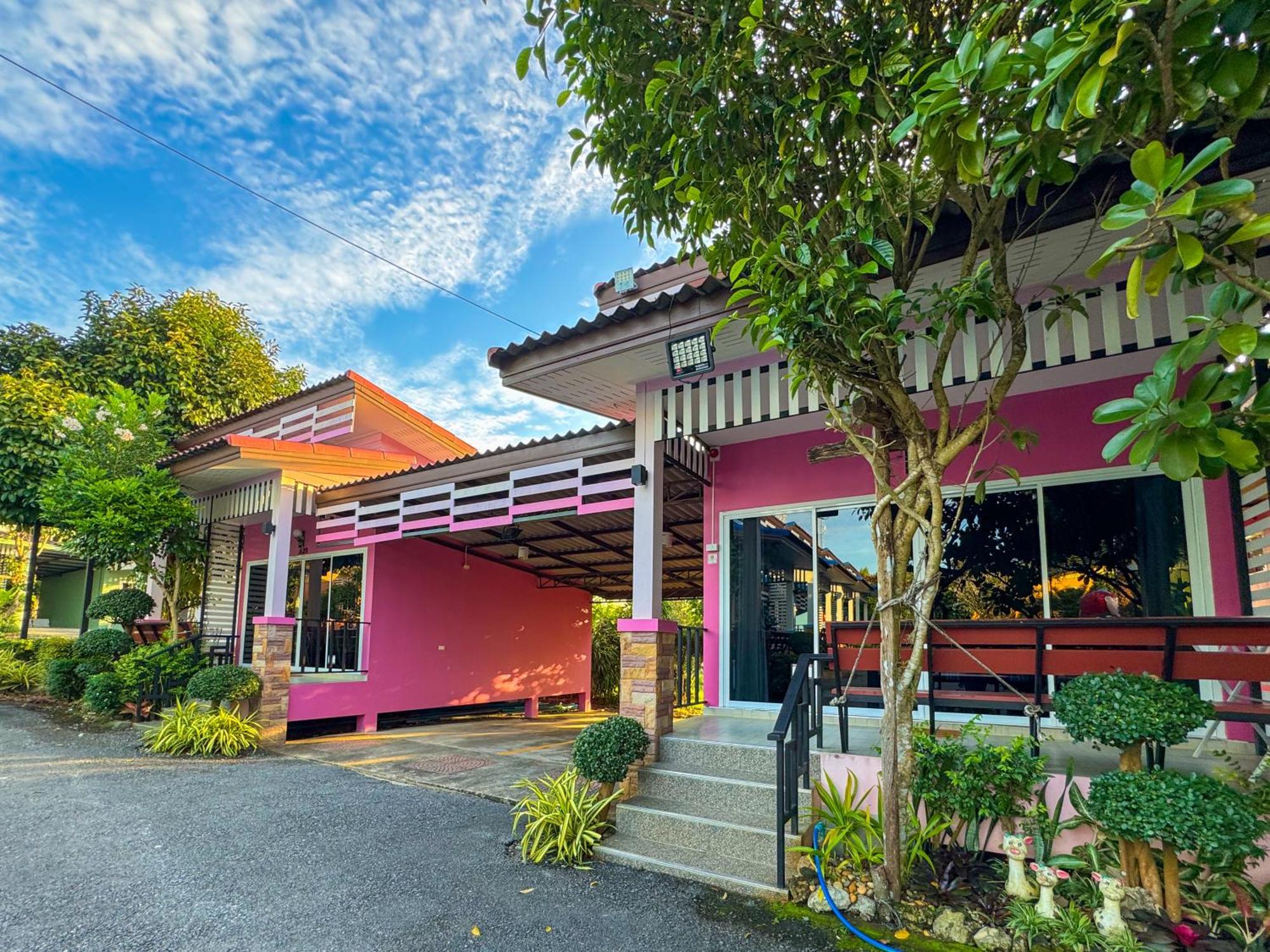 Baan Suan Mee Tang Chanthaburi Exterior foto